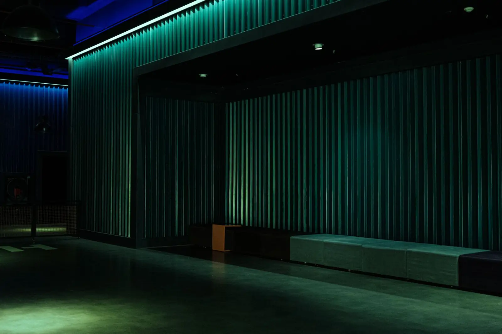 Entertainment venue at Ravessianluxecourt